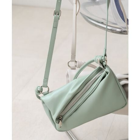 [^:6527282]BabPOINTZIPfUCƏiȎ͂̂QWAYV_[BAG̓ołB|ƂĂA΂߂ƂĂgdlŁAV[ɍ킹g\łB悢TCYŁAX}zEzE|[`Ȃǂ̂oKi܂܂B|̍ۂ͗ߋ̃XgbvANZgɂȂ葼Ƃ͈ႤfUCy݂܂BîCɓo^ o^ƁAĂē׎ɒʒm󂯎邱Ƃł܂B  قɂȓT邩܂ uĥCɓo^ ViēׂȂǂ̏󂯎邱Ƃł܂̂ŁA񂲓o^BabInstagramAJEgybab.showroomzōŐV`FbNIBeɂAۂ̃J[ƈقȂꍇ܂B܂AgтX}[gtHAp\RȂǂ̉ʏƎł͑FقȂČꍇ܂B܂B摜̏i̓Tv̂߁Aۂ̏iƎ኱dlقȂꍇ܂BZFíAߓxȖCGꂽԂł̖CɂAFEFڂ鋰ꂪ܂B̏íAfނ̓A̍ۂɑ̏k݂鋰ꂪ܂B͌`𐮂Ă犱ĂB̑舵Ɋւ܂ẮAiɕt̃AeV^OB