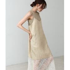 シワ加工サテンチュールレース切替キャミワンピース