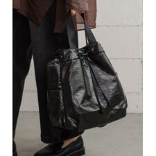 ブージュルード(Bou Jeloud)のメタリック2WAYバッグ