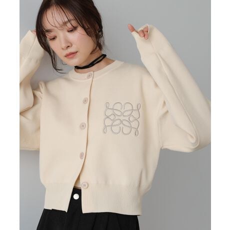 [^:7541042]BabPOINT̃R[hhJ肰ȂANZgɂȂjbgJ[fBKBx[VbNȃVGbgɃ|Cg邱ƂŁAVvȂlۂ݊܂B{^͎񌳂܂ł߂fUCȂ̂ŁAHDƂĂAgbvXoły߂ꖇłBFABRIC_炩Ƃقǂ悢݂˔jbgfނgpBJ[fBK炵݂̂鎿ŁAH~̃C[hX^CɎ₷dオĂ܂BCOORDINATE^bNpcƍ킹āAiŏ_炩ȃtF~jX^CɂAfjɍ킹AJWAȂlbNXR[fɂ肷̂߂łBTeXJ[go[XJ[gƍ킹ăNVJȑltF~jX^CO߂łBcccccccFȂnFȂcccccccîCɓo^ o^ƁAĂē׎ɒʒm󂯎邱Ƃł܂B  قɂȓT邩܂ uĥCɓo^ ViēׂȂǂ̏󂯎邱Ƃł܂̂ŁA񂲓o^BabInstagramAJEgybab.showroomzōŐV`FbNIBeɂAۂ̃J[ƈقȂꍇ܂B܂AgтX}[gtHAp\RȂǂ̉ʏƎł͑FقȂČꍇ܂B܂B摜̏i̓Tv̂߁Aۂ̏iƎ኱dlقȂꍇ܂BZFíAߓxȖCGꂽԂł̖CɂAFEFڂ鋰ꂪ܂B̏íAfނ̓A̍ۂɑ̏k݂鋰ꂪ܂B͌`𐮂Ă犱ĂB̑舵Ɋւ܂ẮAiɕt̃AeV^OB