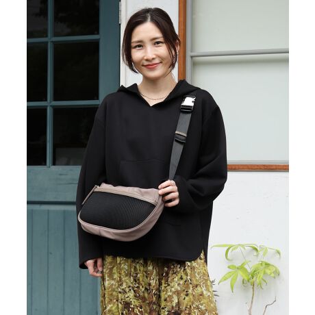 [^:5549021]h͂イR{h@@\{fBobOIIPOINTꂽfUCƋ@\𗼗Ã{fBobOoItgɂ̓bVfނ̃t@Xi[t|PbgzA̐ɕ֗Bwʂɂ[Xy[X݂AוX}[gɎ[ł܂Bő̓́AV_[ɍ̗p^̃RuobNB^b`ŒE\Ȃ̂ŁAɂ܂܃X[YȃANZX\łB}`ő̂ɃtBbg݌v́Bĝɉ悤ɐ݌vĂ邽߁A₷AX}[gȈۂ^܂BJ[ƂɈقȂ闠nɂڂBubNɂ͏iȃLAO[Wɂ͑u₩ȃsX^`IO[{Aו܂łfUCɁBFABRICxiC~bVfނgpĂ܂BîCɓo^ o^ƁAĂē׎ɒʒm󂯎邱Ƃł܂B  قɂȓT邩܂ uĥCɓo^ ViēׂȂǂ̏󂯎邱Ƃł܂̂ŁA񂲓o^