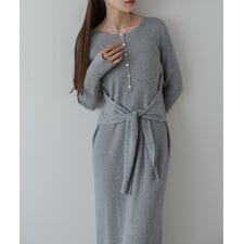 バブ(Bab)の【選べるサイズ展開】レイヤード風ウエスト結びリブニットワンピース