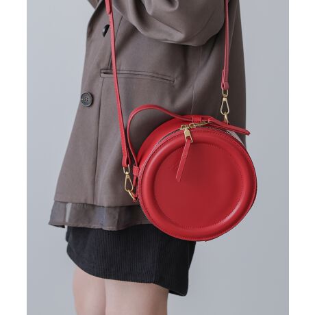 [^:6535042]BabPOINTRƂۂ݂̂tHڂ䂭A2WAYT[NobOBS[h̃t@Xi[iȃANZgɂȂAVvȂl킢ۂɁBnhobOƂĂAV_[obOƂĂg2WAYdlŁAV[ɍ킹y߂܂BRpNgȂKvȏṕB̃R[fɎ邾ŁA炵ĂĂACełBɃs[XtAXJ[gȂǁAtF~jR[f̃|Cggɂ҂BuEItzCg͏_炩iȕ͋CɁAbh̓R[f̍FƂĉ؂₩vXBubN̓VbNőlۂ܂Ƃ߂ɂ߂łBîCɓo^ o^ƁAĂē׎ɒʒm󂯎邱Ƃł܂B  قɂȓT邩܂ uĥCɓo^ ViēׂȂǂ̏󂯎邱Ƃł܂̂ŁA񂲓o^BabInstagramAJEgybab.showroomzōŐV`FbNIBeɂAۂ̃J[ƈقȂꍇ܂B܂AgтX}[gtHAp\RȂǂ̉ʏƎł͑FقȂČꍇ܂B܂B摜̏i̓Tv̂߁Aۂ̏iƎ኱dlقȂꍇ܂BZFíAߓxȖCGꂽԂł̖CɂAFEFڂ鋰ꂪ܂B̏íAfނ̓A̍ۂɑ̏k݂鋰ꂪ܂B͌`𐮂Ă犱ĂB̑舵Ɋւ܂ẮAiɕt̃AeV^OB