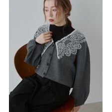 バブ(Bab)のレース衿付きショートニットカーディガン