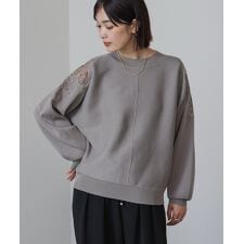 ブージュルード(Bou Jeloud)の肩レースドルマンニットプルオーバー