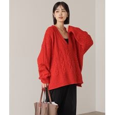 ケーブルＶニットセーター