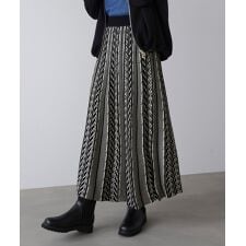 幾何柄ニットスカート
