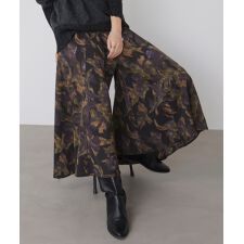 花柄フレアパンツ
