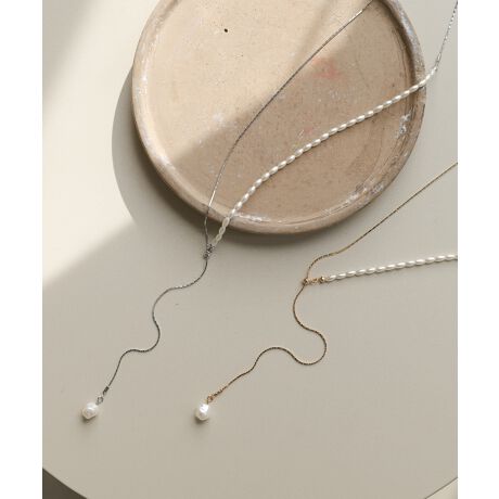 [^:5026102]BabPOINTp[Ɖؚ`F[𔼕gݍ킹A݊̂ό`fUC͂̃OlbNXBߋ̂ȂdlŁA`F[XCh邾łDȒɒ߂ł邽߁ACgbvXɍ킹ăoXς̂|CgB[ɂ͈ꗱp[ƗhAVvȃX^COɂiȃANZgYĂ܂BVo[̓N[œ̂ۂɁAS[h͂炩炵[hɁB1{łȂꊴƉ؂€ĂAlɂ҂̖\lbNXłBîCɓo^ o^ƁAĂē׎ɒʒm󂯎邱Ƃł܂B  قɂȓT邩܂ uĥCɓo^ ViēׂȂǂ̏󂯎邱Ƃł܂̂ŁA񂲓o^BabInstagramAJEgybab.showroomzōŐV`FbNIBeɂAۂ̃J[ƈقȂꍇ܂B܂AgтX}[gtHAp\RȂǂ̉ʏƎł͑FقȂČꍇ܂B܂B摜̏i̓Tv̂߁Aۂ̏iƎ኱dlقȂꍇ܂BZFíAߓxȖCGꂽԂł̖CɂAFEFڂ鋰ꂪ܂B̏íAfނ̓A̍ۂɑ̐Lтk݂鋰ꂪ܂B͌`𐮂Ă犱ĂB̑舵Ɋւ܂ẮAiɕt̃AeV^OB