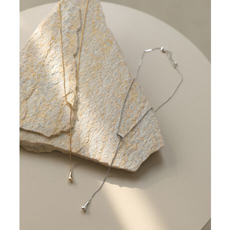 [^:5026103]BabPOINTRƏ̂`[t2A肰ȂۓIȃ^Cj[hbvOlbNXBЕ̂̓XChdlɂȂĂA`F[𓮂ŒRɒłȃfUC|CgłB@ׂȃOVGbgcCAjbguEXɍ킹邾ől̔vXBVo[͓̂N[ȕ͋CɁAS[h͏_炩炵ĂĂJ[BVvR[fɂЂƂ̕\YĂA\OlbNXłBîCɓo^ o^ƁAĂē׎ɒʒm󂯎邱Ƃł܂B  قɂȓT邩܂ uĥCɓo^ ViēׂȂǂ̏󂯎邱Ƃł܂̂ŁA񂲓o^BabInstagramAJEgybab.showroomzōŐV`FbNIBeɂAۂ̃J[ƈقȂꍇ܂B܂AgтX}[gtHAp\RȂǂ̉ʏƎł͑FقȂČꍇ܂B܂B摜̏i̓Tv̂߁Aۂ̏iƎ኱dlقȂꍇ܂BZFíAߓxȖCGꂽԂł̖CɂAFEFڂ鋰ꂪ܂B̏íAfނ̓A̍ۂɑ̐Lтk݂鋰ꂪ܂B͌`𐮂Ă犱ĂB̑舵Ɋւ܂ẮAiɕt̃AeV^OB