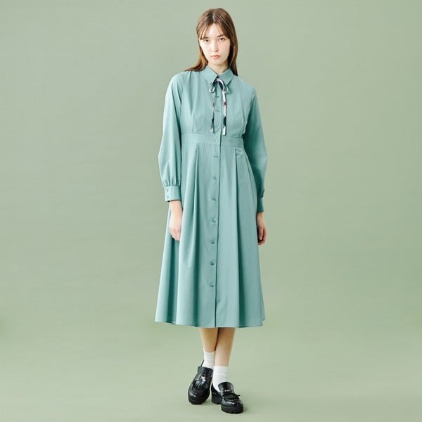 ブルーレーベルクレストブリッジ 半袖シャツワンピース ネイビー