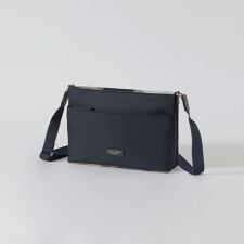 ブルーレーベル・クレストブリッジ(BLUE LABEL CRESTBRIDGE)のパーシャルクレストブリッジチェックナイロンミニショルダー