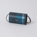 クレストブリッジチェックPVCウォレットショルダー | ブルーレーベル 