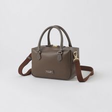 ブルーレーベル・クレストブリッジ(BLUE LABEL CRESTBRIDGE)のミニボストンバッグ