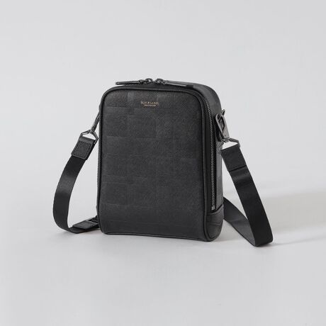 [^ԁF51144603__]yNXgubW`FbNG{XHiȃ~jNX{fBobOzU[ɃuhACR̃NXgubW`FbNG{XH~jNX{fBobOBG{XU[gp鎖ŁAiŐꂽ͋CɎdグĂ܂B܂uhSS[hŔ邱ƂŏiȍdオɂȂĂ܂BƂfUCɎdグȂg̗ǂdlłBg̉̏ۂɕ֗ȃobOłBNXgubW`FbNG{XvgpĂ܂Bʂ̂郌U[ƃ`FbNdȂ邱ƂŋvɉsƗ̊܂A镵͋CɎdグĂ܂B