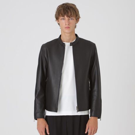 [^ԁF51F01611__]yyʂŏ㎿ȃV[vU[̃VOC_[XzV[vȃVGbg̃VOU[C_[XBn[hɂȂ肪ȃU[C_[XAlXȃACeƍ킹ՂVvȃfUCɓZ߂Ă܂Bfނɂ͔dグ㎿ȃV[vU[gpĂ܂B\tgȎGAiȌAyƂȂ₩łBHɗ͗}鎖ŁAv{̋zt悤Ȋ炩ȃ^b`𐶂ݏoĂ܂B