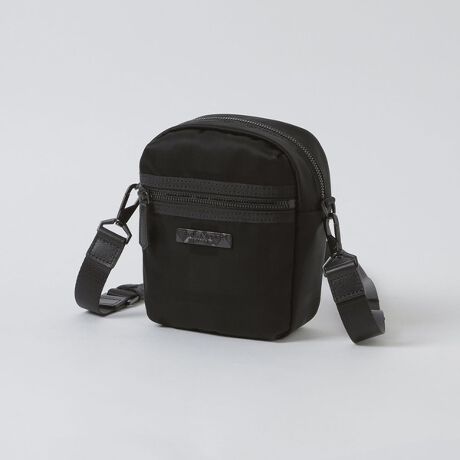 [^ԁF51132602__]yɂ̍\~jV_[obOzuhACR̃NXgubW`FbNDŕ\~jV_[obOBJWAȂsIȃfUCȂ̂ŁALR[fBl[gɎ邱Ƃł܂B܂A肰ȂNXgubW`FbN\ꂽiȃv[ggpdオɂȂĂ܂BƂfUCɎdグȂg̗ǂdlłBg̉̏ۂɕ֗ȃobOłBfނɂ͓ȐFZpƉH{ƂɂāAʏ̍F[݂̂FuBLACK of  BLACKsviCWJ[hfނgpBuhACR̃NXgubW`FbNDŕ\Ă܂BuׂĂ̍̒̂܂ɂЂƂ̍vRZvgɊJꂽ̑fނ́AiiƑ݊u^̍v̌łBꖳ̑fނłB