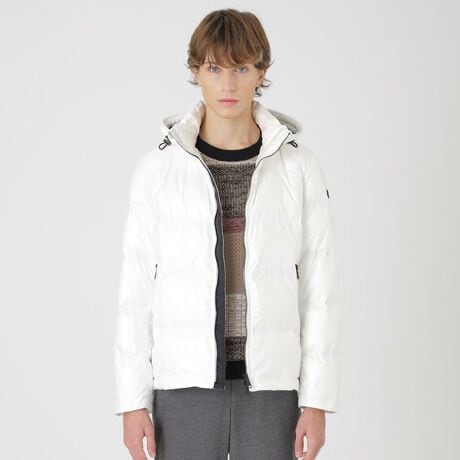 [^ԁF51F14624__]y@\fނgp_ȃCgEFCg_Ez@\fށuPERTEX(R) QUANTUM : DIAMOND FUSEvgpCgEFCg_EBt[hO\2WAYdlŁAX^hJ[_EƂĂp\B茩RpNgȋ݂ŁAHy₩ɉHDoXɎdグ܂B^Cg߂ȃVGbgsIȈۂāAyƍ˔uMETALUXE(R)vt@Xi[𐏏ɔz邱ƂŁAꂽ[hZ킹Ă܂BɁAt[hAwA|Pbg̓ɂ̓ACRjbNȃNXgubW`FbNn炢AfBe[ł肰ȂoĂ܂Bfނɂ͉p̍@\t@ubNuhyPERTEX(R)źuPERTEX(R) QUANTUM DIAMOND FUSEvgpB_Cĥ悤Ȍ`̃tBgȂiCٌ`fʎxɐDグA\ʂɌ܂ŕɎdグ邱ƂŁAɔfނłȂՂAɗn𕔕IɏȗȂǓOꂵyʐ݌vɂAKȒSnBANeBuȓ킩s̃V[܂ŕL􂷂郆[eBeB_EłB