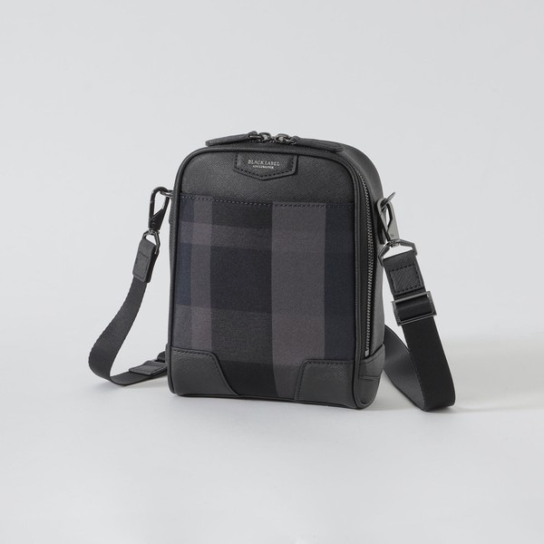 ☆最終お値下げ☆ブラックレーベルクレストブリッジ ロゴプリントショルダーバッグ BLACK LABEL CRESTBRIDGE（ブラックレーベル クレストブリッジ