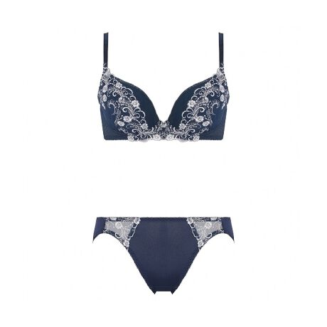 [^:10219780]_ȏԂ̃Gu[Xƌy₩ȃ`[gpAVvłĉ؂₩1B@ׂȓAꂽoXgɃZVAȈۂ^܂BlۂVbNȃJ[sAȕ͋C̃CgȃJ[܂ŁAꂻ̌oG[VLxȃJ[WJłByuW[zԂ̃Gu[XƃJbvӂ̌y₩ȃ`[gŃ_ȈۂɁBXgbṽJ[RgXgJ[ɂ邱ƂőlۂVbNȐFCĂ܂BLp^[ŘeoXg񂹂ĒJԂ܂IGWFVFCvpbh͒ɖDڂ̂ŁAoXg̊ۂ݂ɖȂtBbgARȃoXgC܂BiO\jXgbvɃAWX^[Ă̂Œ̒߂\łBitւsjyV[czgn̓xAVfނgpĂ̂ŁA炩ȔŁÂ̓ɂ₳tBbg܂B[CỸ{gɂΉłqbvnK[^CvłBuW[̎ށF3/4JbvtbNACF1i3FB-CJbv2i3FD-EJbvpbh̗LF(GWFVFCvpbh)ZbgV[cTCYFMqbvTCYF[M]F87-95cmZbgV[c̃TCY͂ł܂B͂ݏF߁iْ͍f̊֌WȀo摜ƈقȂꍇ܂B̕ԕi͂󂯂ł܂̂ŁAB