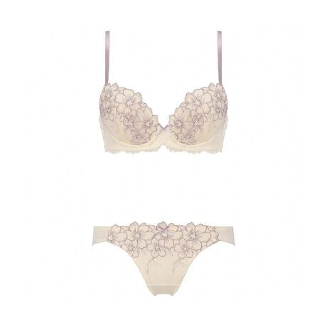 [^:10225021]wXEB[gt[xۂ݂̂ӂƂVGbg̉Ԃ炵A傫ȉԂƃCgȕ҂݃[XƂ̑gݍ킹ŗ͋CoAlL[gȃfUCBg₷ԃJ[ƌC̏o閾邢J[pӂ܂ByuW[zlL[gȃGuC_[[XƃCgȕ҂݃[X킹uW[B{`[tłɃL[gȈۂvXBx[VbNō킹₷3/4Jbv^CvłBGWFVFCvpbh͒ɖDڂ̂ŁAoXg̊ۂ݂ɖȂtBbgARȃoXgC܂BiO\jЂɃAWX^[Ă̂ŁA̒߂\łBitւsjyV[cztgɑlL[gȃGuC_[[XƃZ^[Ƀ{`[t킹fC[Ɏg₷V[cBgn̓xAVfނgpĂ̂ŁA炩ȔŁÂ̓ɂ₳tBbg܂B[CỸ{gɂΉłqbvnK[^CvłBuW[̎ށF3/4JbvtbNACF2i3񁡃pbh̗LF(GWFVFCvpbh)ZbgV[cTCYFqbvTCYF[M]F87-95cm / [L]F92-100cmZbg̃V[cTCÝATCỸAt@xbgmFBJ[ɂTCYWJقȂ܂BZbgV[c̃TCY͂ł܂B͂ݏF߁iْ͍f̊֌WȀo摜ƈقȂꍇ܂B̕ԕi͂󂯂ł܂̂ŁAB