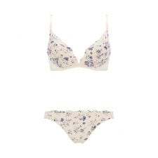 アモスタイル バイ トリンプ(AMOSTYLE by Triumph)のDaily Plus 胸元ぴったりブラ ブラ＆ショーツセット 1533【B,C,Dカップ】