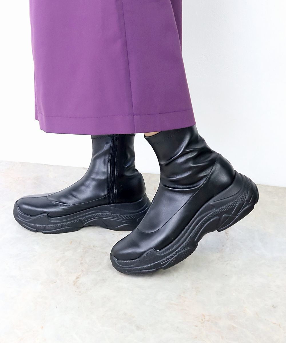 [}C]yʁ Xj[J[\[Xgb`u[c1532/un^[iLOVE HUNTERj ubNPU