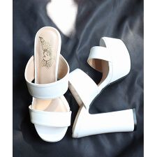 ラブハンター(LOVE HUNTER)の★スクエアトゥダブルベルトストームサンダル★1550