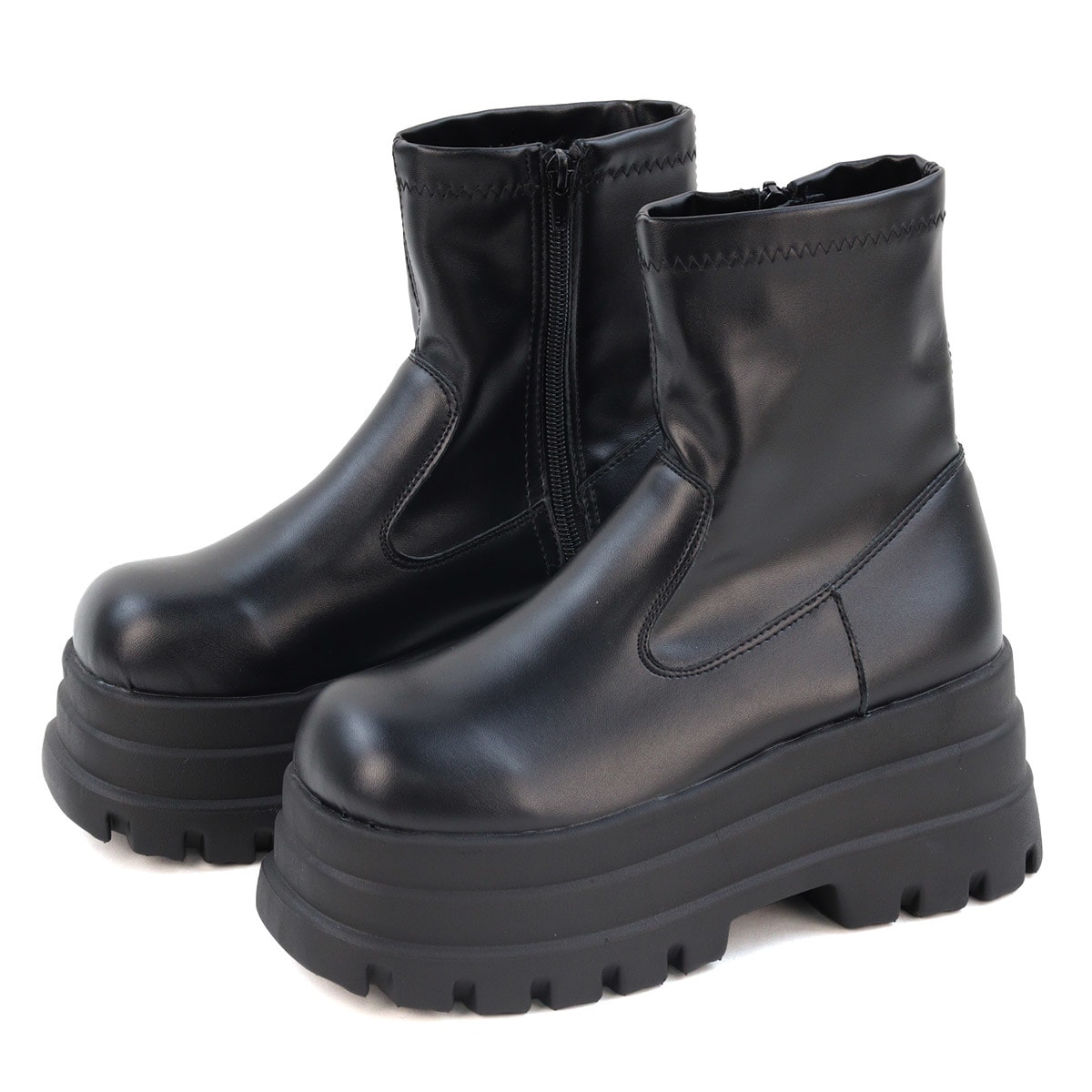 [�}���C]���{�����[���X�g���b�`�X�N�G�A�V���[�g�u�[�c��1663/���u�n���^�[�iLOVE HUNTER�j �u���b�N