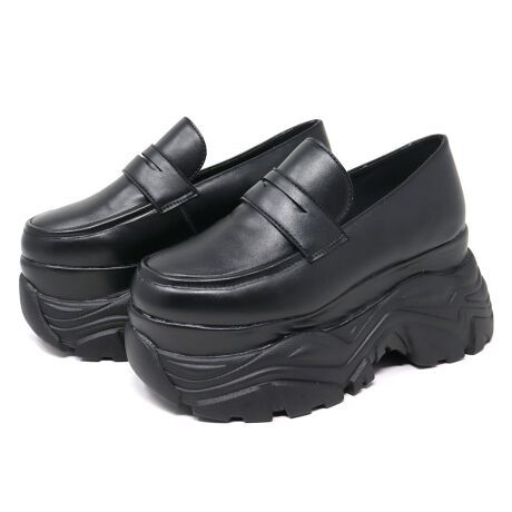 X^CʔQȁAdl̃[t@[!!Ԃ̃RC[t@[̃Xj[J[\[ŃnTCNȎACeɁB{̃{[\[͗ŃX^CAbvI݊̂\[gŃGbW̌}jbVՂȑl1BǂƂȂg͋CYtH́A}jbVR[fɂ͂AK[[R[fAX|[c~bNXX^C؍R[fƂ̑\bNX킹y߂āAOV[YpłACeƂȂĂ܂B芴ĕ₷̂ꂵ|CgBC\[ɂ̓X|WĂ܂̂ő̕SyĂ܂B[^:2202]yLiBERTY DOLLinstagramz@libertydoll.shoes@tH[Ăȏ`FbNIiЉAgh𒆐SɔMĂ܂I