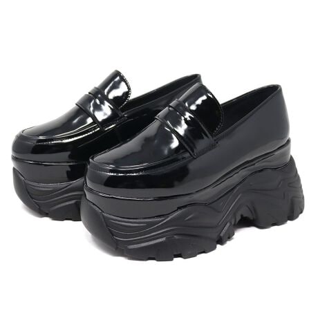 X^CʔQȁAdl̃[t@[!!Ԃ̃RC[t@[̃Xj[J[\[ŃnTCNȎACeɁB{̃{[\[͗ŃX^CAbvI݊̂\[gŃGbW̌}jbVՂȑl1BǂƂȂg͋CYtH́A}jbVR[fɂ͂AK[[R[fAX|[c~bNXX^C؍R[fƂ̑\bNX킹y߂āAOV[YpłACeƂȂĂ܂B芴ĕ₷̂ꂵ|CgBC\[ɂ̓X|WĂ܂̂ő̕SyĂ܂B[^:2202]yLiBERTY DOLLinstagramz@libertydoll.shoes@tH[Ăȏ`FbNIiЉAgh𒆐SɔMĂ܂I