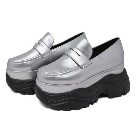 X^CʔQȁAdl̃[t@[!!Ԃ̃RC[t@[̃Xj[J[\[ŃnTCNȎACeɁB{̃{[\[͗ŃX^CAbvI݊̂\[gŃGbW̌}jbVՂȑl1BǂƂȂg͋CYtH́A}jbVR[fɂ͂AK[[R[fAX|[c~bNXX^C؍R[fƂ̑\bNX킹y߂āAOV[YpłACeƂȂĂ܂B芴ĕ₷̂ꂵ|CgBC\[ɂ̓X|WĂ܂̂ő̕SyĂ܂B[^:2202]yLiBERTY DOLLinstagramz@libertydoll.shoes@tH[Ăȏ`FbNIiЉAgh𒆐SɔMĂ܂I