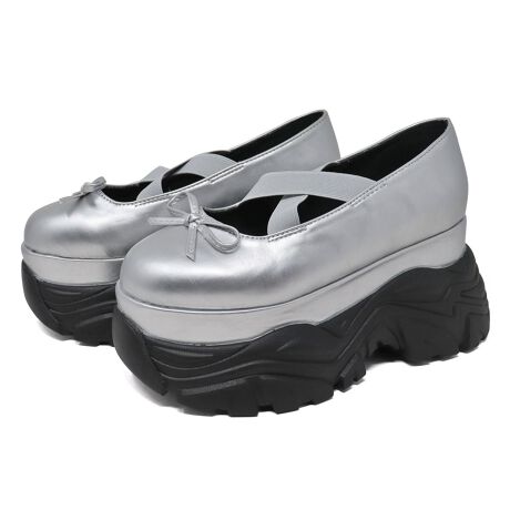 X^CʔQȁAo[RAdl̃Xj[J[\[̃o[V[Y!!{̃{[\[͗ŃX^CAbvI}jbVR[fɂ͂AK[[R[f؍R[fƂ̑\bNX킹y߂āAOV[YpłACeƂȂĂ܂B芴ĕ₷̂ꂵ|CgBC\[ɂ̓X|WĂ܂̂ő̕SyĂ܂B[^:2204]yLiBERTYDOLLinstagramz@libertydoll.shoes@tH[Ăȏ`FbNIiЉAgh𒆐SɔMĂ܂I