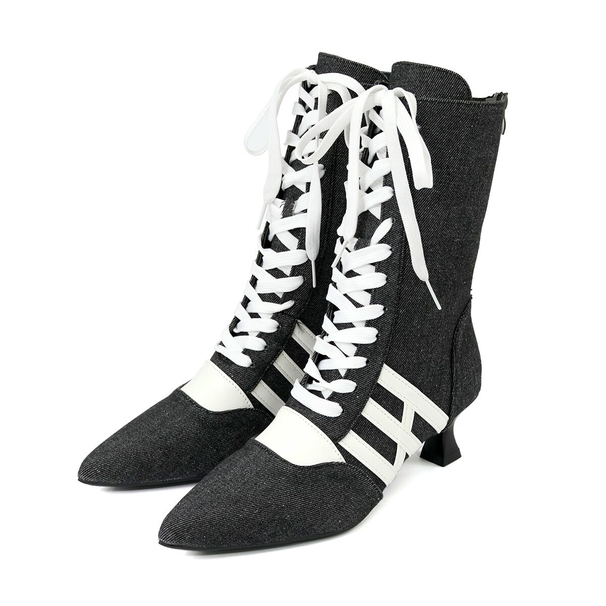 [�}���C]�y26�t�ĐV��z���|�C���e�b�h�g�D �X�j�[�J�[�f�U�C���u�[�c��2220/���u�n���^�[�iLOVE HUNTER�j �u���b�N�f�j��