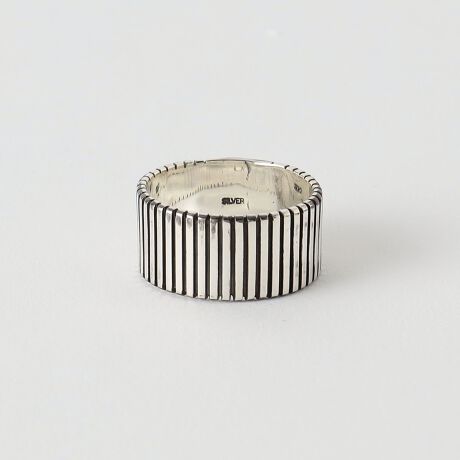 [^ԁF83336990890]Vo[925gpOBԂH{ĕ\ʂɕoĂ܂BIWĩ{bNXtĂMtgɂ߂łBfރVo[925yӎzigpOɁA^OɋLڂĂu舵̒ӏvAu\vKmFBi摜́A̓p\RȂǂ̉{ɂAۂ̐FƈقȂČꍇ܂B炩߂Bi̐F̖ڈ́AiP̂̉摜QƂBX܂ւ₢킹̍ۂ́ASmonkey time BEAUTY&YOUTHeX܂܂ŉL̕i/iԂ\tBiFMT 925 BAG RG iԁF83336990890