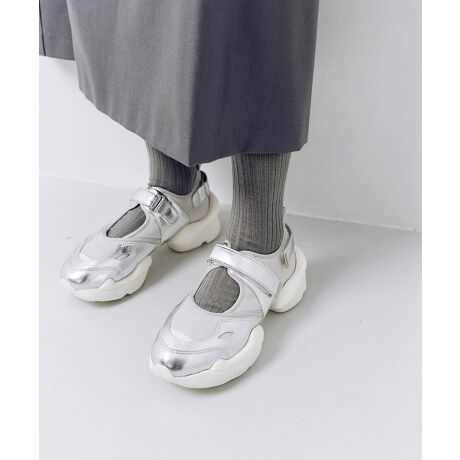 yiz悢Xj[J[Aghƃ[hȕ͋CɃAbvf[gēoBANZgAό`q[\[݊oPɁBX^CAbv̌ƃgE悪Xőɂă{fBC܂BɃ|CguoXR[fy߁A{ȃX^CɑςB~4~̒ᔽNbV̗pAւ̕Sa炰ĒԂ̂oyɁނɂ͂ƂޗgpǂAᔽNbVƂSnłB\[̓E^ƃSgpAyĊɂłByR[fBl[gzJ[\bNX킹āgۂhoX^CɁBi`ȃx[XJ[vXlJWAɂ߂łByTCYzTCY߂܂Bޗ͌`ێ̂ߍŏ͌łłA1.2񗚂Ă΁Aɓ݂܂I