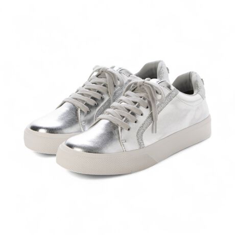 ōuPXj[J[v̔XjᕨȂBX^CO߂ƃ[hYȂAOb^[~ّfMIX̂̈ꑫBb̕₷悤ɁÃfUCHvĂ܂BgEA[hgEɎdグX^CYɎdグ̂ŃXj[J[ȕA킵₷ACełBuNĂꂢA傤ǂBv悢݂̃tbg\[́AX^CAbvAĂȂKB _炩ݍރCjOƁAdȂ321ƂyX}[gȐ݌v̖́B~ɂ͒ᔽ4~̃NbVvXӂƂSnɂdlɁBނɂ͂ƂޗgpǂAᔽNbVƂSnłBgƁhX^CɕςAl̂߂̃Xj[J[łB