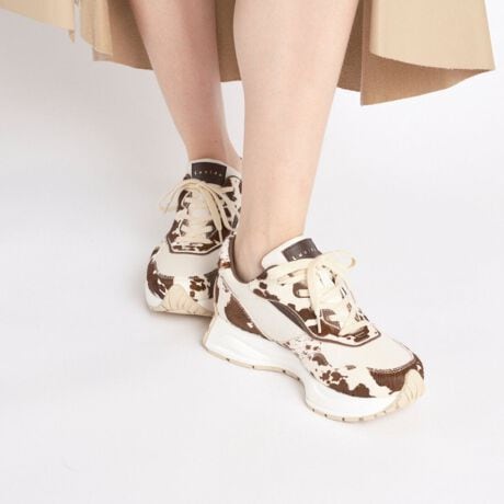 [^:3189]yIȃ\[X^CO𐷂グzyizڂfUC\[́Ai`ȃx[W\[_炩Bp[fނ|Cg邱ƂŁAfBȕ͋CƈĂ܂B悢{[\[Ƃ茩VGbg炵oPłB~4~̒ᔽNbV̗pAւ̕Sa炰ĒԂ̂oyɁނɂ͂ƂޗgpǂSnłByR[fBl[gzx[VbNtF~jɂ͂Aꂢ߃R[fɂƂ胏s[Xɍ킵đlfBɎdグ̂߁yTCYzʏTCYߒv܂BL̕AԃTCYłY݂̓̕TCYオIXXłB(ၨ23.5-24.0Ȃ38)