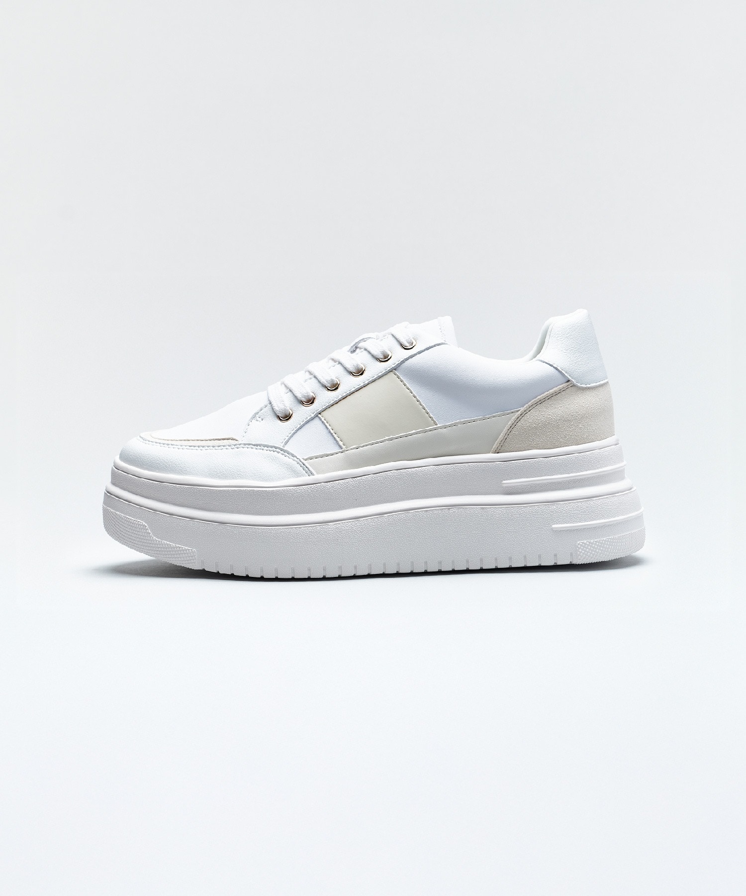 light】Antila/エコ素材軽量スニーカー | ルシーダ(Lucida) | マルイ