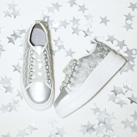 [^:LD-141]yizLucida̖O̗R''ԋP''ɂȂłꂽX^[_XgBÔƂA΂߂ꂽʂȃV[YBNlC̃vbgtH[̃\[ŁAX^CAbvAڂɔy₷BؚɌJbeBO͓IB̃fUCA͋錩ڂŁA̃X^COiグPAEg\[ɂ́AyĊȂdlɁB킹Ēᔽƍ2d\̃NbV̗p邱ƂŁA藚₷dグ܂BNbV𑹂ȂȂdlŁAԗĂɂ1łByTCYzʏTCYIXXv܂B