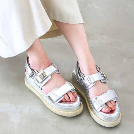 [^:LD-4033]yiz悢{[\[ƁAꂽXgbvfUCAẴX^COSn悭Abvf[gBZтȂ̂ɁAǂFۂB閧́Aɋzt悤ȃN[v\[Bقǂ̏_炩őɐSn悭݁A悢X΂X[YȕsT|[gB ԕĂɂA܂ŃI[_[Cĥ悤ȃtBbgBb̃xNŎD݂ɃtBbg𒲐߂łAX[YȒE|CgByTCYzEbȂǂ҂藚͒ʏTCY߂łBԃTCYłY݂̓̕TCYオ߂łB( 23.5-24.0 Ȃ38)