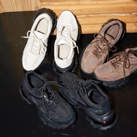 [^:4407]yizu[݂܂ƂAH~̕\Bvّfނgݍ킹ŝfUCɁAXEF[h̎vXBVbNȃJ[OAH~̃X^COiグĂ܂Bd̂\[A烂[hȑ݊oBuȂ̂ɁAy₩BvGA\[ՌzAԂ̕sKɁB݂̂\[Ȃyʐ݌vŁA芴̂闚SnBfC[ANeBuV[܂Ŋ􂷂AꑫłByTCYzTCYオ߂łB