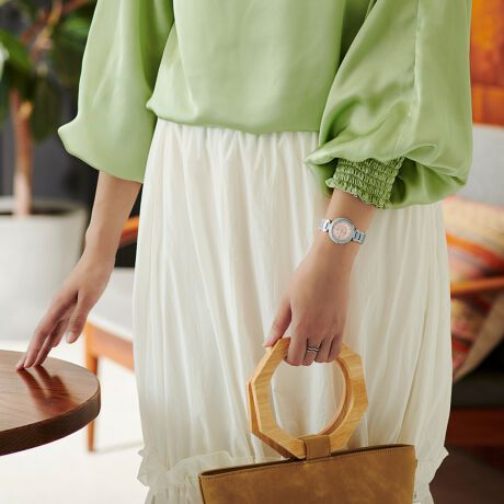 [^:ES9460-88W]OGp[EIb`uhAV`Y xCiNXV[jBӂJ[Ƃ炩ȃtHA茳݂݂ʂumizu collectionv̐VB@ׂȉ炵\ArACfbNXfłBÎ悤ɃLLP8̃Jbgp[cƁA9ʒuɃZbeBOꂽ^̃Jbgp[cAʂɍLgC[WP[XCƂƂɁA茳ʂ܂Bu₩ȃCgVo[̃P[Xɂ́AȂ݂̗ǂsNx[W̕킹ėDۂɎdグ܂BV`ỸEFuTCguMY CITIZENvɂグ̘rvo^ƂŁAۏ؂Ȃǂ̂܂܂ȓTp܂Bۏ؏ɂĕۏ؏͂グؖƍĕۊǂĂ܂悤肢܂BC̍ۂ́Aۏ؏Ƃグؖ킹ĂoB