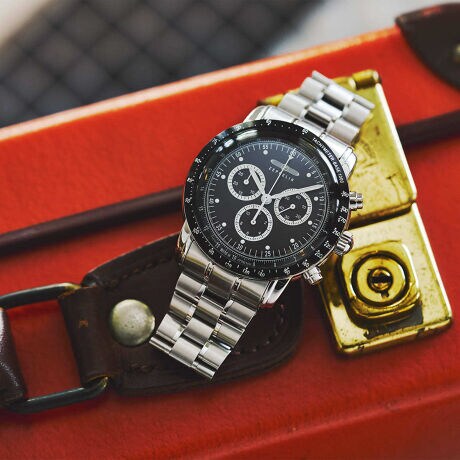 [^:8894M-2]{f̓XeXX`[̃^uXbg̗pBׂ₩ȎOAuXbgdlBЂƂR}̊ɂ₩ȃJ[u`Aۂ݂ттDv킹܂BɃwACƃ|bV2ʂ̎dグgݍ킹A̒ɋCih܂BR}̉悪傫AȂ݂悢̂łBx[X͔MȎx𓾂Ă{NmOtBa42mm̃P[XɕbjA12ԌvA30v3JE^[߂܂BXg[g̃yVj́AVvłĔQ̎Fւ܂Bۏ؏ɂĕۏ؏͂グ׏i[ijƍĕۊǂĂ܂悤肢܂BC̍ۂ́Aۏ؏Ƃグ׏i[ij킹ĂoB