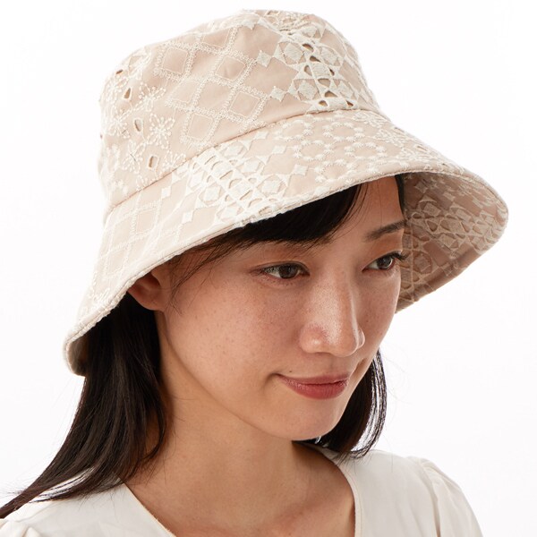 マリークヮント✕NEW ERA(R) BIGデイジー キャップホワイト×ブラック マリークワント MARY QUANT NEW ERA(R) × MARY QUANT BIG