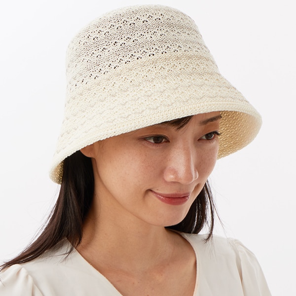 ANA SUI ハットドローコート付きUVカット　新品タグ付き　ベージュ ANA SUI ハットドローコート付きUVカット 新品タグ付き ベージュ