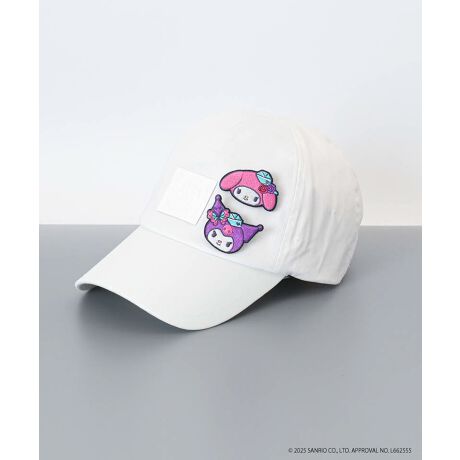 [^:4ASR11000-01]yuhzK[[Ń}eBbNBق̂tF~jȐE̒ɂA bNTuJ`[̔MXsbgfUĆANY t@bVEɂďɎhIȑ݂ABꖳ̓ƓȐEςĂ܂Byiz}CfBƃN~̃Ajo[T[LOāAANNA SUIƂ̃XyVR{LbvoB}CfBƃN~̎hイu[`tL[gȃZbgiłBLbv{̂̑Oʂɂ̓VvŃX|[eBȃo[vgtAobNɂ̓R{LOIWiShイĂ܂B}CfBƃN~̎hイu[`͎OƂłACV[ɍ킹ĒȂy݂܂B(C) 2025 SANRIO CO., LTD. APPROVAL NO. L662555