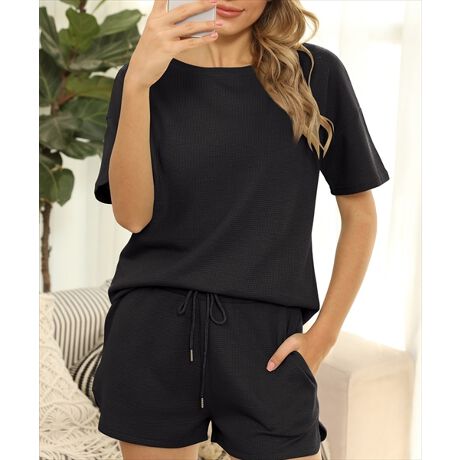 fB[X [EFAROOMWEAR -Pajamas-Ƃł߂Ԃ؁BCɓ̃[EFAŃbNX^Cył݂Ă͂HIt's time to relax.bNX^C炵ByX^C̔~V[gpc2SET_炩ȐñbtnŒSnǂA߂܂B2PocketsTChɃ|PbgtȂ̂|CgBEGXgyXEGXgS~߉\ȕRtBfgF173cmApFSTCYyiڍׁzEňFELkFEFȂEnFȂyZbgezE2_ZbgEgbvXEV[gpcTCY\mF̏AԈႢ̂Ȃ悤wBTCY͕uő肵Ă܂B  TCÝATCY𑪂Ă邽ߑ덷łꍇ܂B@H̊֌WAe̐ӏ(u)y-3cm`+3cmzx́@덷̋e͈͂ƂĒĂ܂̂ŁA\߂܂BiEp҂ɂĂ͑̌덷ꍇ܂Bn̎ɂÄʒuʐ^ƈقȂꍇ܂B B[^:roomwear112]