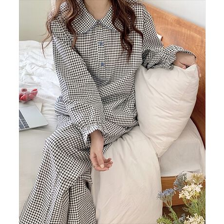 fB[X [EFAROOMWEAR -Pajamas-Ƃł߂Ԃ؁BCɓ̃[EFAŃbNX^Cył݂Ă͂HIt's time to relax.傫߂݂̋ƃMK`FbNL[gȃpW}BbNX^C̎q炵K[[Ƀpcɂ͕֗Ɏg|PbgtBEGXg̓N`ȃS^CvByidlzEňFELkFȂEF኱EnFȂyZbgezE2_ZbgEgbvXEpcTCY\mF̏AԈႢ̂Ȃ悤wBTCY͕uő肵Ă܂B  TCÝATCY𑪂Ă邽ߑ덷łꍇ܂B@H̊֌WAe̐ӏ(u)y-3cm`+3cmzx́@덷̋e͈͂ƂĒĂ܂̂ŁA\߂܂BiEp҂ɂĂ͑̌덷ꍇ܂Bn̎ɂÄʒuʐ^ƈقȂꍇ܂B B[^:roomwear142]