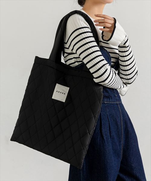 【極美品 A4可】ショット トートバッグ カモフラ スタースタッズ キルティング 極美品 A4可】ショット トートバッグ カモフラ スタースタッズ